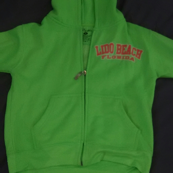 2 little girls jackets and 2 coats - Picture 7 of 8